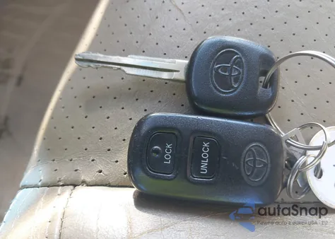 2003 Toyota Highlander Limited V6 z USA, uszkodzony, nr VIN JTEGF21A830078428